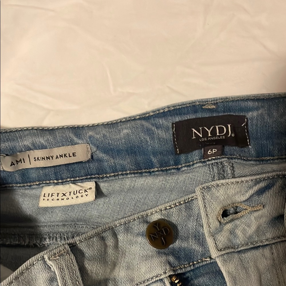 NYDJ Women's Light Blue Skinny Ankle Jeans